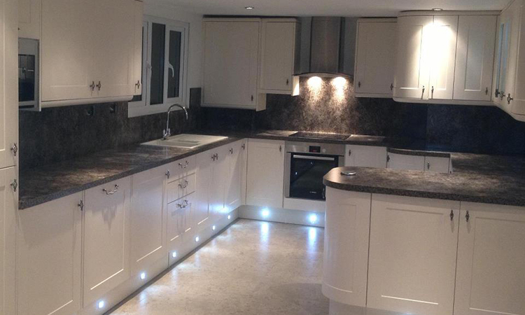 kitchen fitters Grimsby